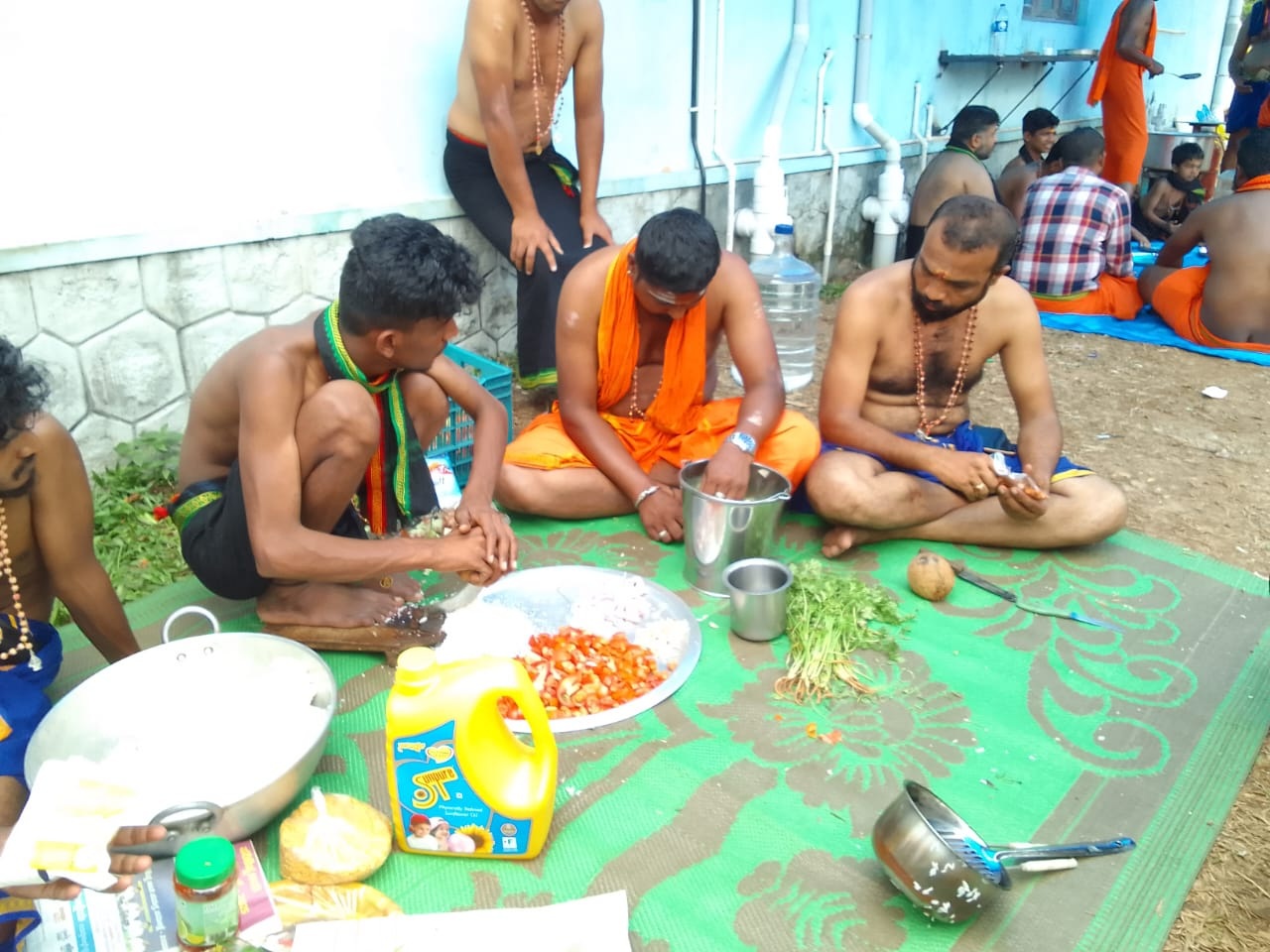 Self Cooking Facility